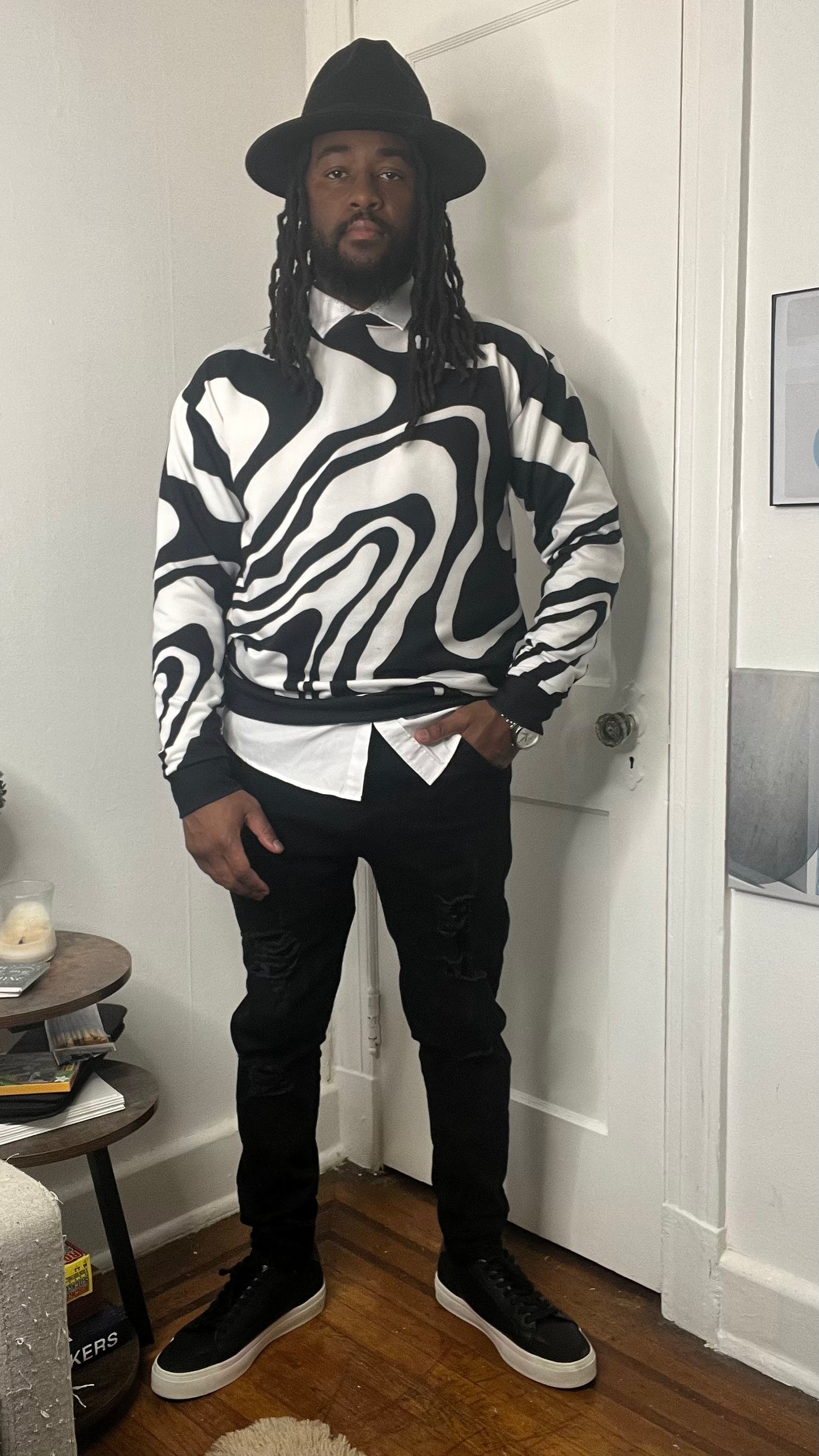 Maadish | Black & White Marble Sweatshirt