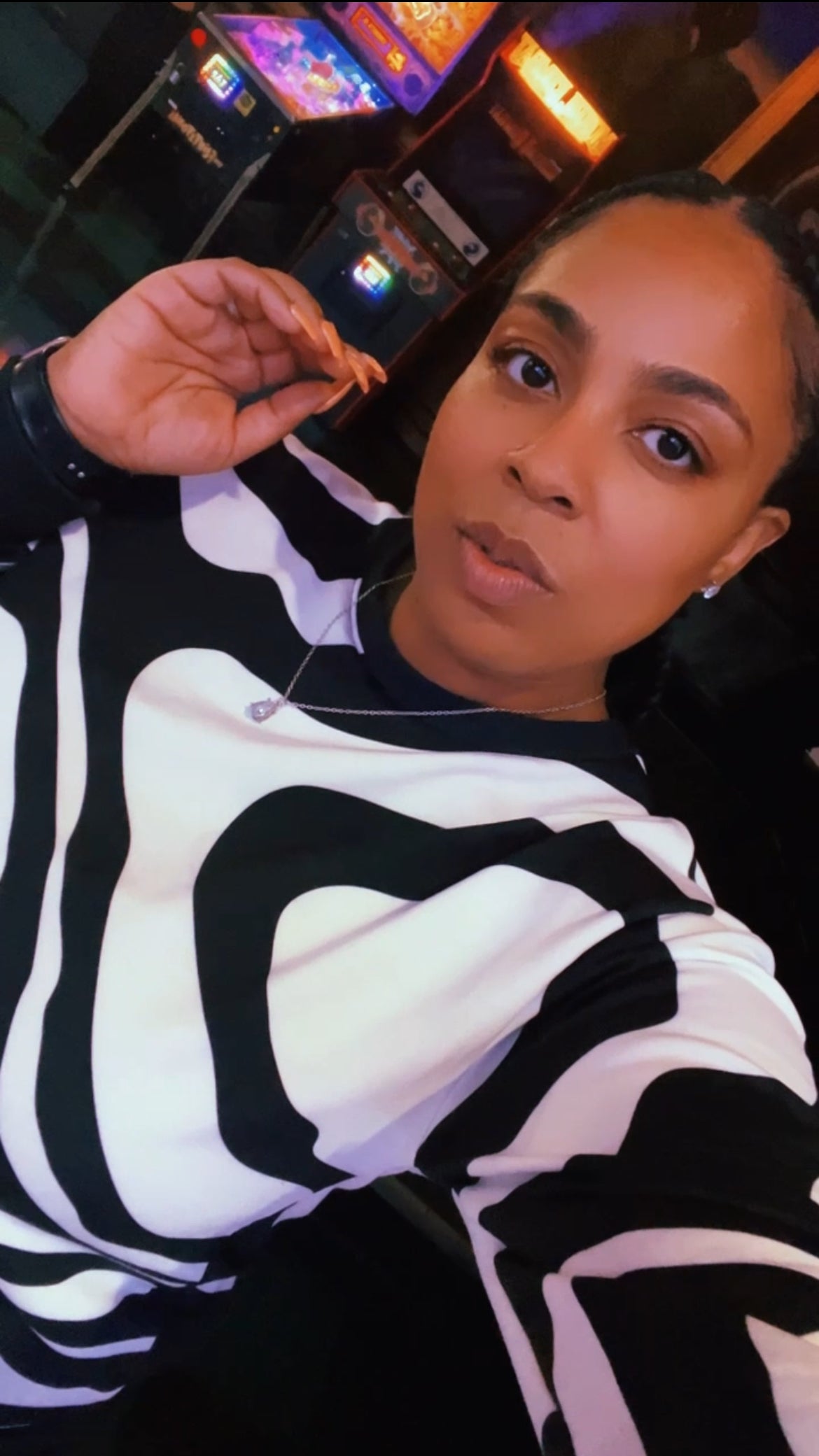 Maadish | Black & White Marble Sweatshirt