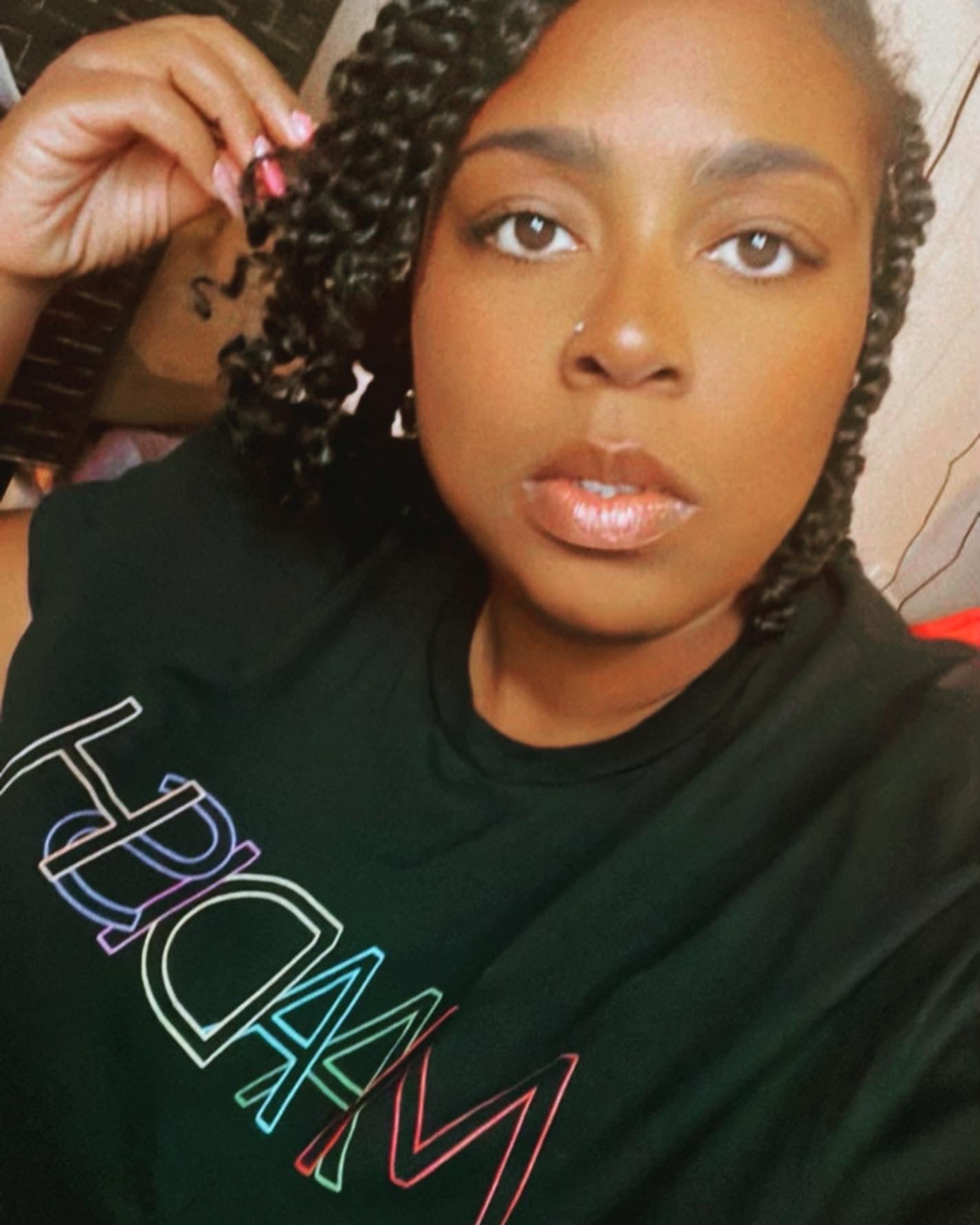Maadish | Black T-Shirt w/Maadish Rainbow
